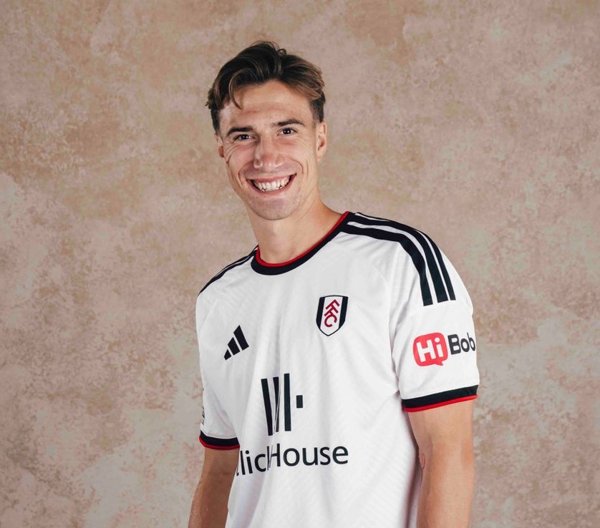 Fútbol. David Affengruber firma contrato con Fulham hasta 2030.