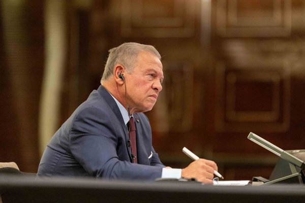 Jordania detalla el derribo de misiles iraníes en respuesta a bombardeos estadounidenses, con el foco en la seguridad de sus ciudadanos y la defensa de su espacio aéreo.