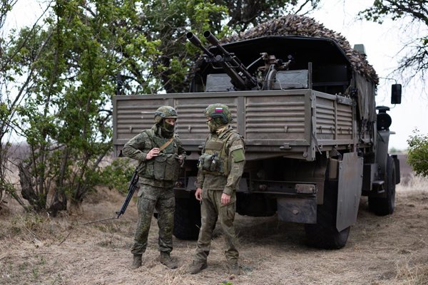 Rusia expande su control en el este de Ucrania, con avances en Donetsk y Járkov.