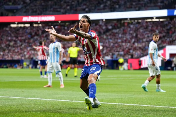 Atlético cede a Carlos Martín al Hajduk Split tras temporada sin lugar en el primer equipo