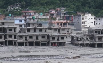 Inundaciones en Nepal: Más de 1.250 muertos y 4.200 desaparecidos tras la riada fronteriza con China
