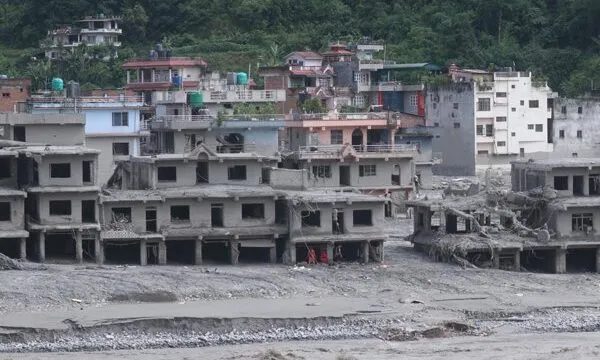 Inundaciones en Nepal: Más de 1.250 muertos y 4.200 desaparecidos tras la riada fronteriza con China