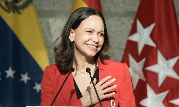 Machado: Acuerdo petrolero con EEUU requiere gobierno democrático en Venezuela