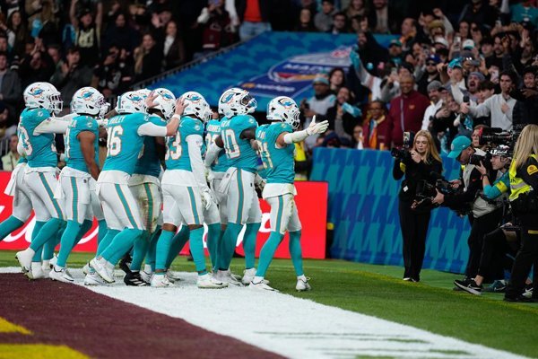 Miami Dolphins ofrecerán talleres de flag football en España para jóvenes y entrenadores
