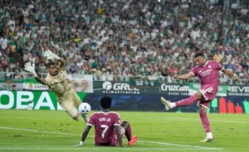 El partido entre REAL MADRID y BETIS se desarrolló en un contexto de transición táctica tras la llegada de José Mourinho al banquillo del equipo merengue.