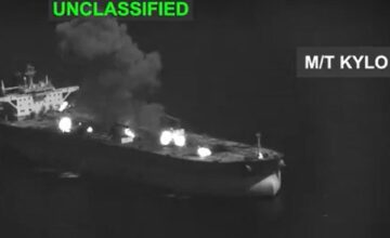 Estados Unidos respondió a un ataque iraní contra buques de guerra en el estrecho de Ormuz con la destrucción de tres petroleros utilizados para financiar a la Guardia.