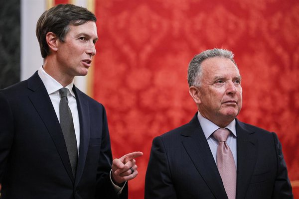 Los representantes de Estados Unidos se encuentran con autoridades ucranianas en un contexto de intensa tensión geopolítica tras el inicio de la guerra rusa en Ucrania en 2022.