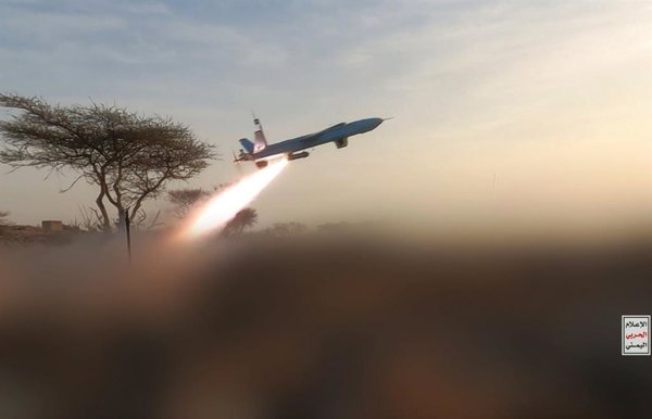 En el contexto de las tensiones entre Yemen y Arabia Saudí, los rebeldes hutíes señalan una escalada de violencia tras una operación militar lanzada por la coalición liderada por.