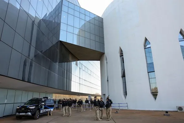 El caso involucra una investigación sobre posibles vínculos entre autoridades policiales y el sistema judicial, centrada en el expresidente del Banco Máster Daniel Vorcaro y su.