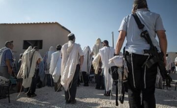 El veto comercial impuesto por Reino Unido, Francia y Canadá se produce tras presiones internacionales por la situación en cismordania y las prácticas de exclusión étnica en.