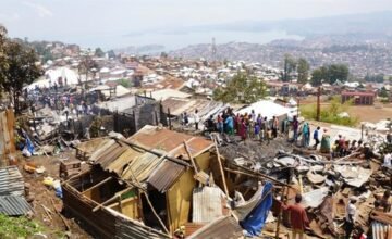 Un incendio en un barrio de Bukavu afectó a estudiantes y vecinos, ocurrió bajo el control del grupo rebelde M23 en el este de la República Democrática del Congo.
