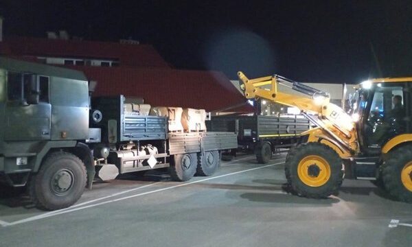 El ataque ocurrió cerca de la frontera entre Polonia y Ucrania, en una vía utilizada por funcionarios europeos durante una conferencia de seguridad en Kiev. El gobierno polaco.