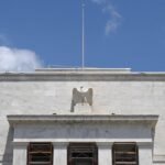 El Banco Central de Estados Unidos reafirma su postura frente a la presión inflacionaria y al contexto geopolítico en el Mercado energético.