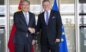 La Comisión Europea y el Ministerio Chino de Comercio intensifican las conversaciones para alcanzar acuerdos en áreas clave como exportaciones, inversiones y control de materias.