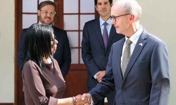 El conflicto por el acceso a las reservas de oro de Venezuela se desarrolla tras la ruptura del control del Banco Central y la intervención de países aliados en el caso legal.