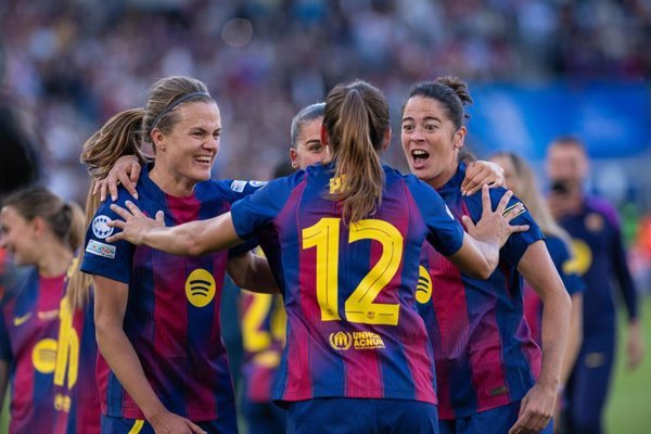 El Barça FEMENÍ prepara su debut en la Liga de Campeones Femenina tras una temporada de reestructuración y ajustes tácticos.