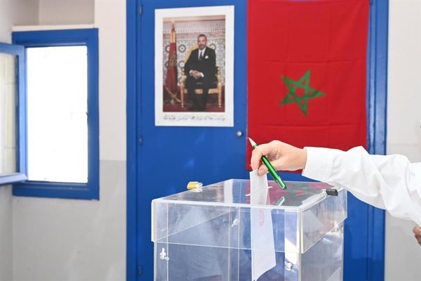 Las elecciones legislativas en Marruecos se desarrollaron en un entorno marcado por una disminución del interés por la política, impulsada por crisis económicas y conflictos con.