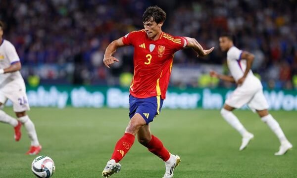 La selección Española ajusta su plantel tras la baja de Eric García por lesión, manteniendo compromisos internacionales pendientes.