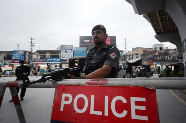 Las autoridades paquistaníes intensifican acciones contra redes terroristas respaldadas por India en regiones del sur del país, tras identificar presuntos escondrijos de grupos.