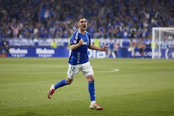 El Real Oviedo se impuso en un partido clave de la liga española frente al Sporting de Gijón, mientras que el Eibar supera a Las Palmas con una victoria que le otorga liderato.