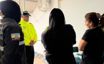 Las autoridades colombianas y ecuatorianas coordinaron una operación para detener a miembros de una banda criminal que opera en el sector financiero transnacional.