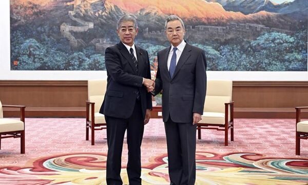 Las relaciones entre China y Japón se ven afectadas por divergencias en la interpretación de la situación en Taiwán, un tema clave en el contexto geopolítico asiático.