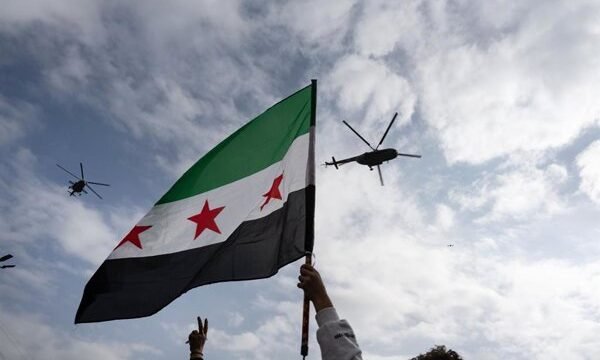 En el este de Siria, una instalación energética clave sufrió un incidente que interrumpió operaciones de transporte de gas, mientras se investiga su causa.