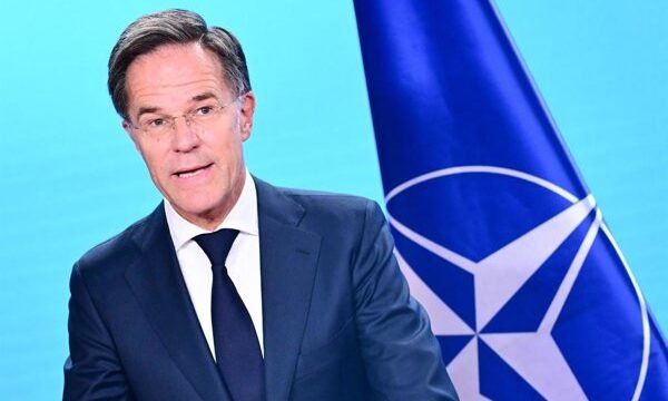 Los países de la OTAN mantienen su unidad frente a estrategias rusas de desestabilización y ataques híbridos, reforzando el apoyo a Ucrania sin amplificar la percepción de amenaza.