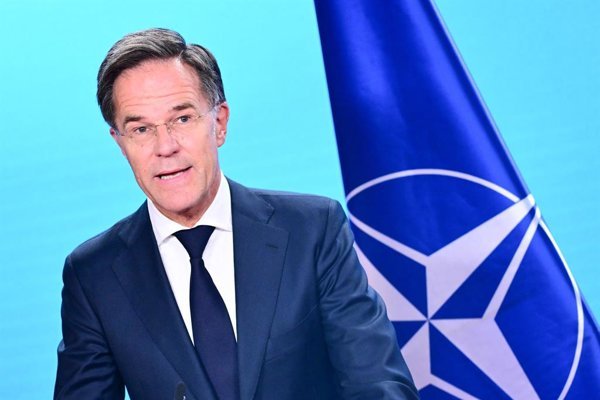 Los países de la OTAN mantienen su unidad frente a estrategias rusas de desestabilización y ataques híbridos, reforzando el apoyo a Ucrania sin amplificar la percepción de amenaza.