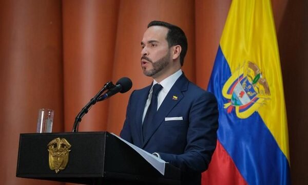 Estados Unidos impuso restricciones a dos ciudadanos colombianos por presuntas actividades vinculadas al crimen organizado y corrupción, como parte de un esfuerzo regional para.