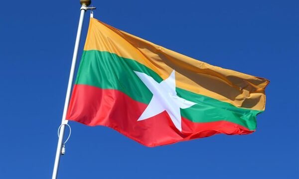 El conflicto en Birmania ha provocado una escalada de violaciones humanitarias, con múltiples grupos étnicos afectados y un entorno de intensa violencia desde febrero de 2024