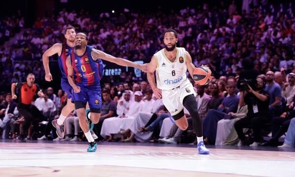 El partido entre DUBAI Basketball y Barça se desarrolló en un contexto de alta tensión defensiva, con el equipo catalán enfrentando una caída significativa en el segundo periodo.
