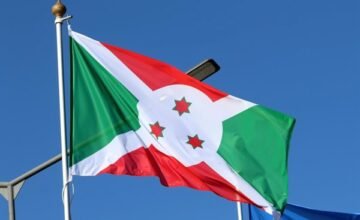 Estados Unidos amplía su política de deportación a países extranjeros, mientras Burundi se prepara para recibir a migrantes trasladados sin previo aviso ni consulta.