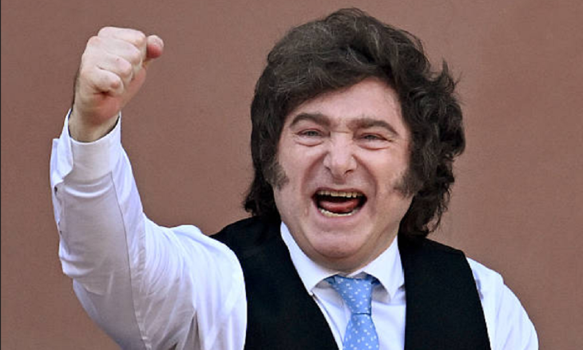 El presidente argentino Javier Milei encabezando un acto oficial.