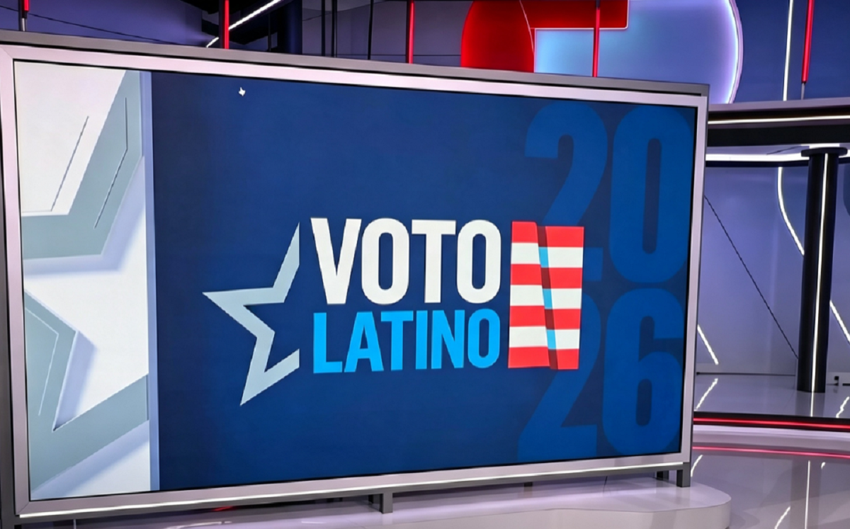 Urna electoral con la bandera de Estados Unidos y un sobre de votación.