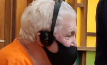 Alberto Molinet escuchando la sentencia de cadena perpetua en la corte de Miami.