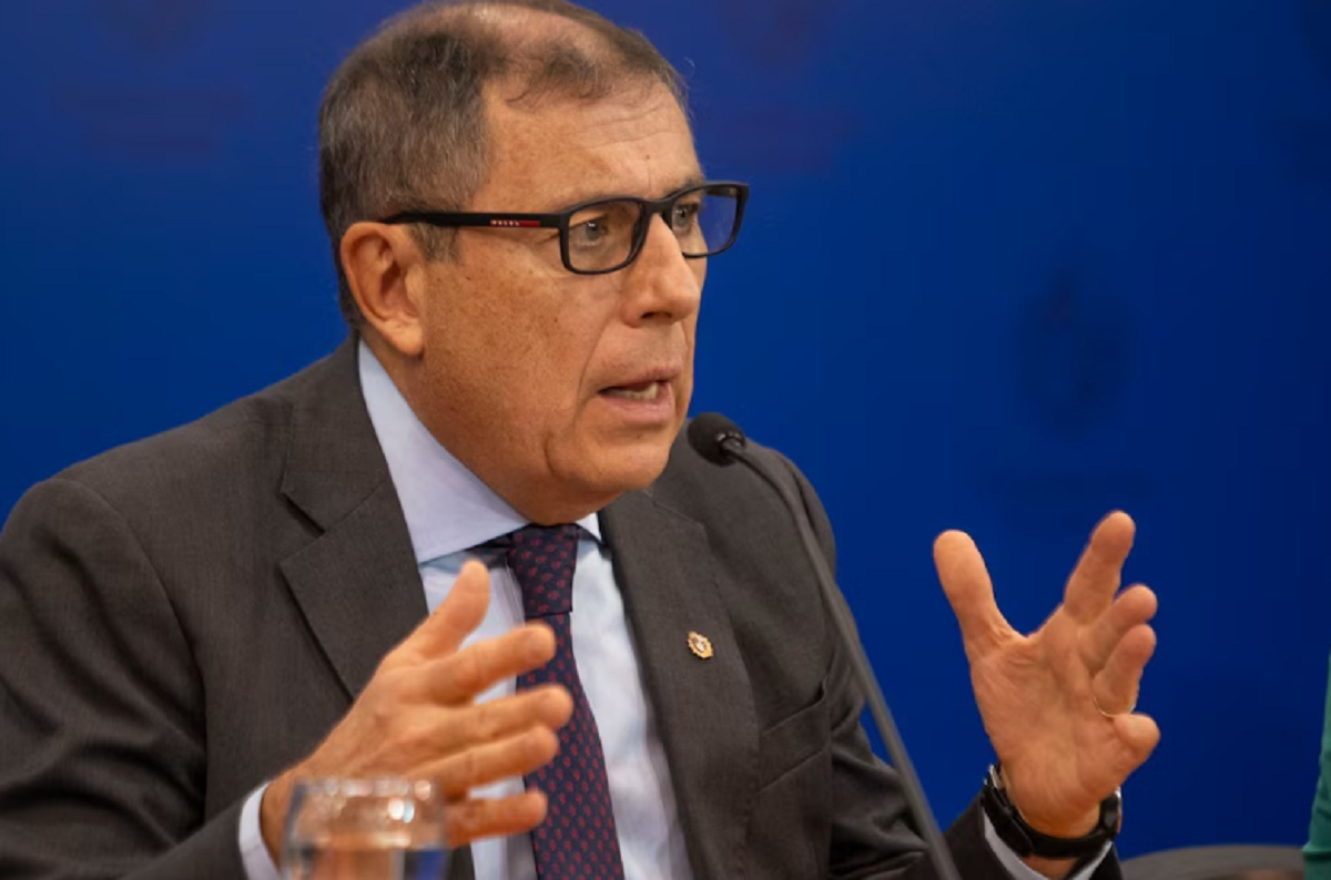 Ministro de Economía Gabriel Oddone durante su exposición parlamentaria.