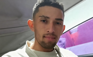 Retrato de Ariel Álvarez, joven de 29 años víctima de homicidio en Montevideo.