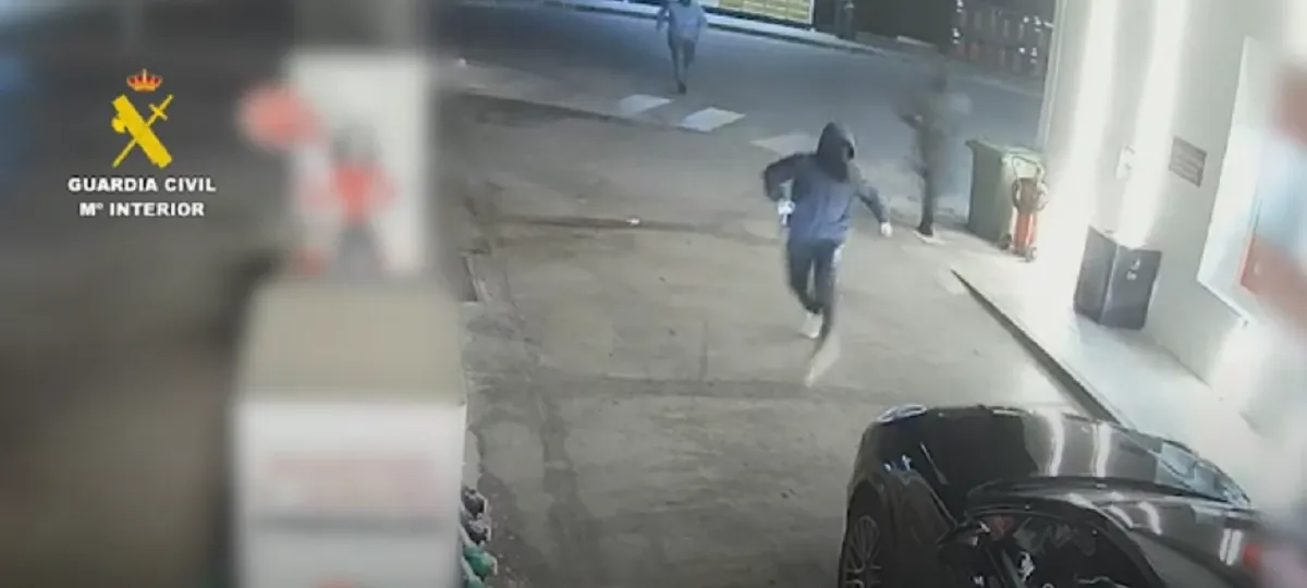 Imagen de archivo de agentes policiales en un operativo de seguridad.