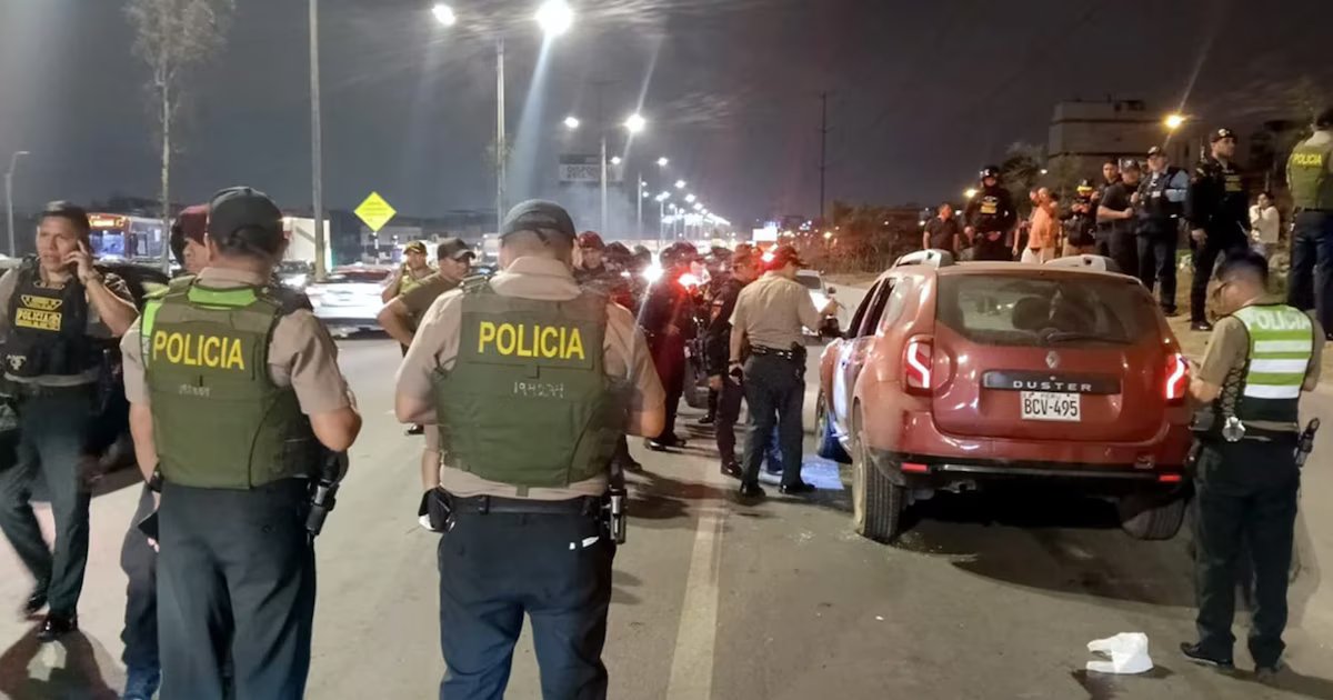 Policía desmantela dos bandas criminales en Lima con resultados mortales y captura de armamento