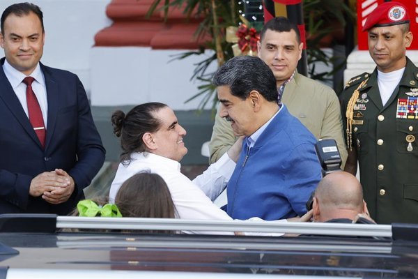 Arrestan a colombiano vinculado a red de soborno y lavado de dinero en Venezuela bajo el gobierno de Maduro