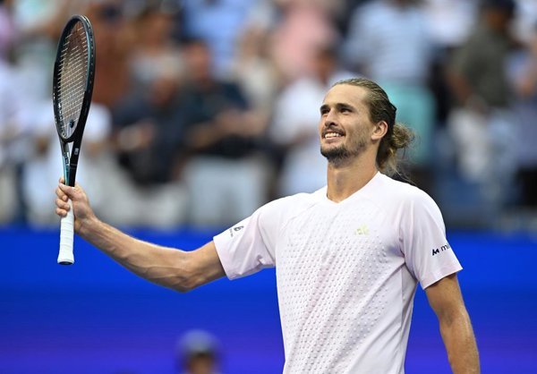 Alexander Zverev se consagra como el número uno del tenis mundial del año