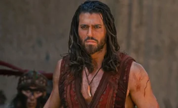 El actor Can Yaman explica en una entrevista cómo redefine el concepto de fuerza masculina a través de su interpretación de un personaje de ficción