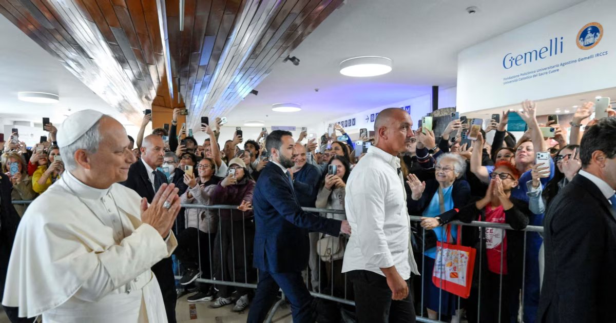 Papa León XIV se recupera con éxito tras cirugía por nódulo pulmonar cancerígeno