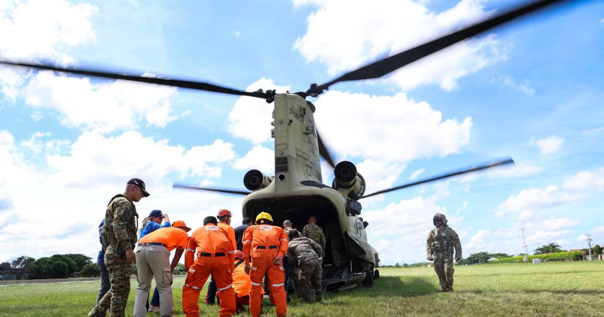 El Comando Sur despliega asistencia humanitaria tras sismo en Panamá