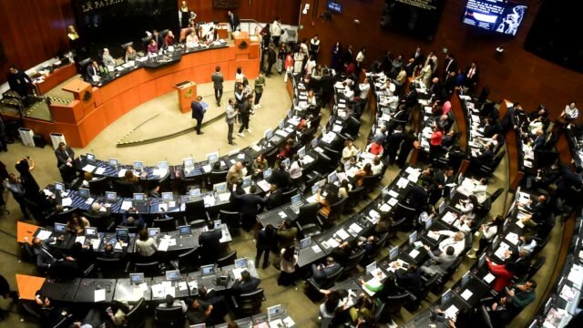 La Suprema Corte respalda límites a comida chatarra en instituciones educativas