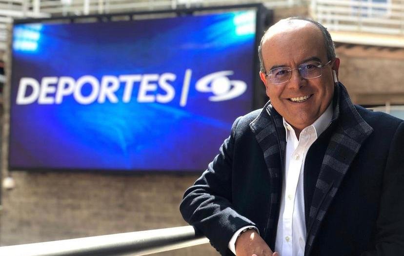 La Fiscalía pidió imputación por presuntos delitos de acoso sexual y acto violento en un medio de comunicación, con afectaciones entre 2012 y 2024.