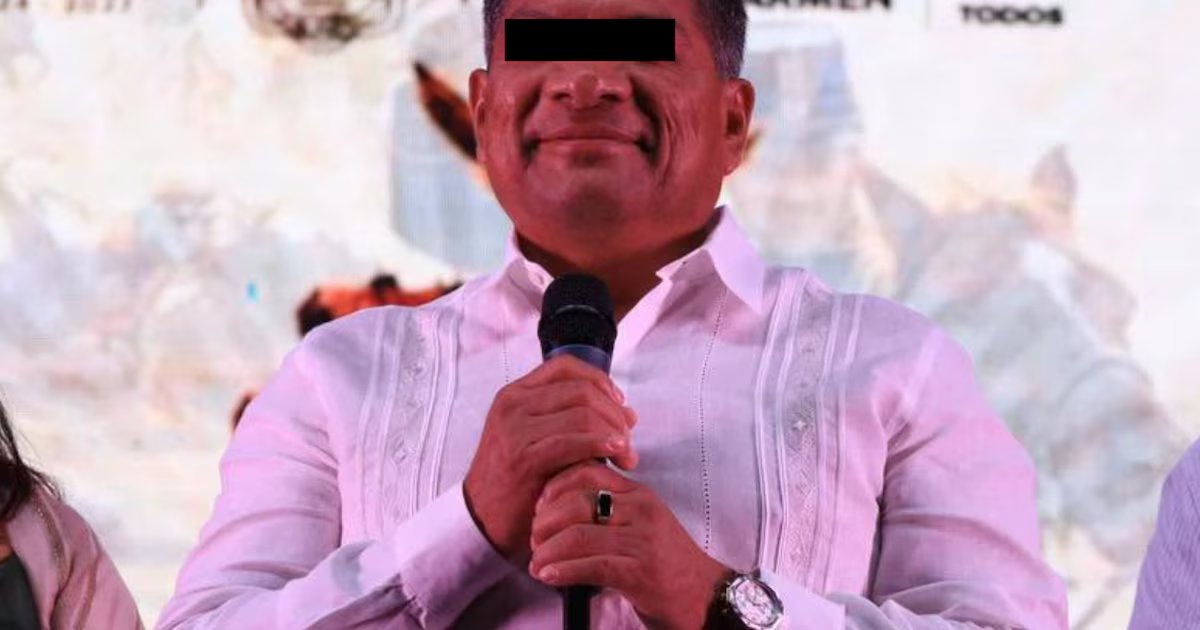 Arrestan a alcalde de Puerto Aventuras, Gilberto Gómez, por extorsión a comerciantes