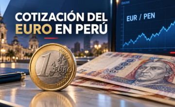 Billetes de euros y soles peruanos sobre una mesa de cambio financiero.