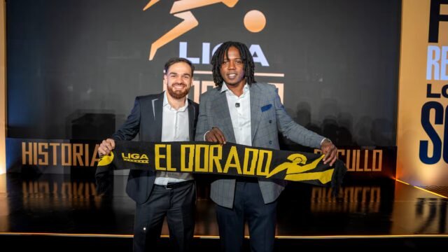 Miguel Borja y Álvaro Montero aconsejan a Jhon Durán tener cuidado